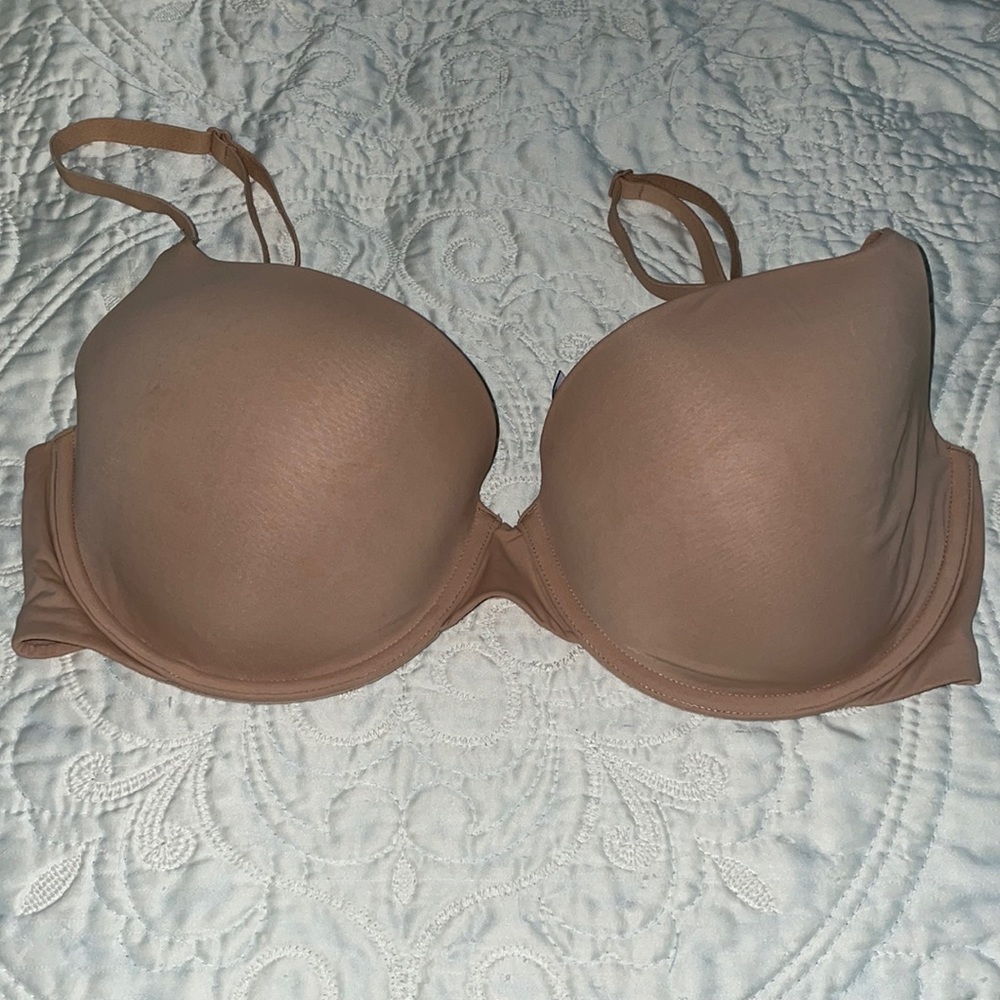 Victoria secret demi bra 34DD beige color